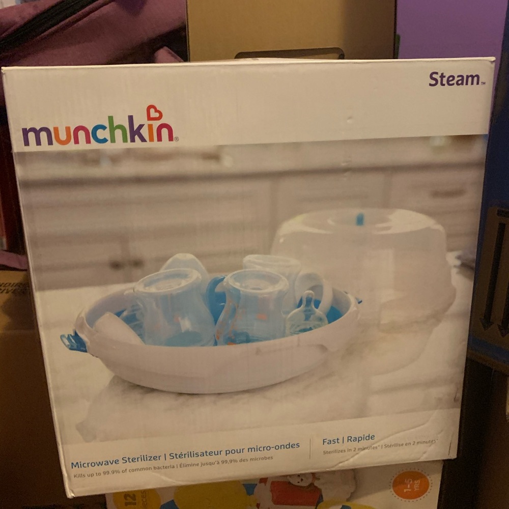 Munchkin Steam Guard Microwave Bottle Sterilizer